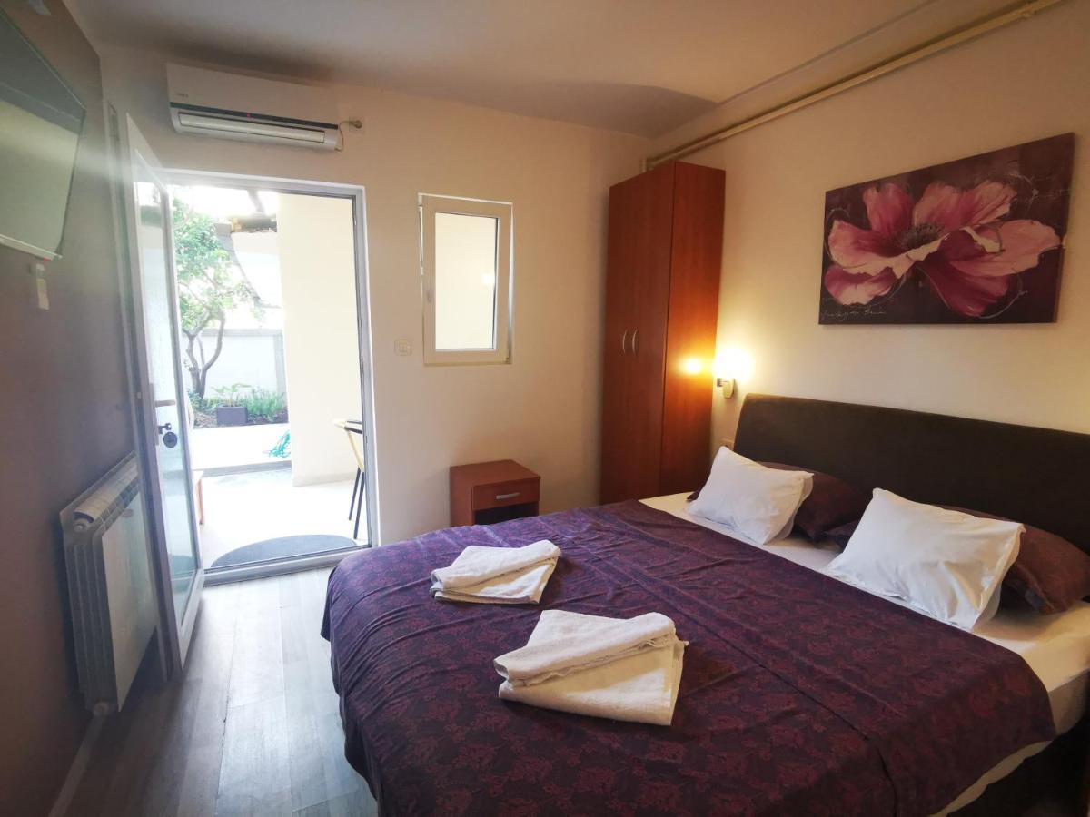Radovic Apartments Budva Phòng bức ảnh