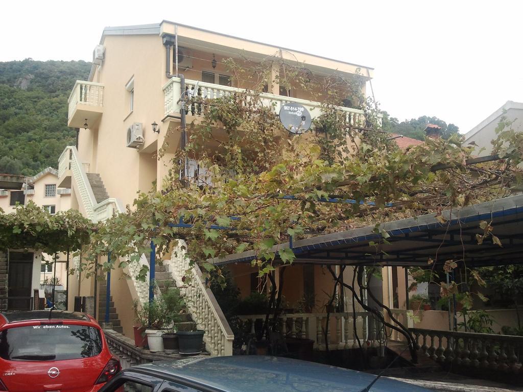 Radovic Apartments Budva Phòng bức ảnh