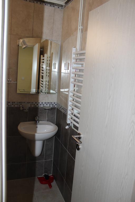 Radovic Apartments Budva Phòng bức ảnh