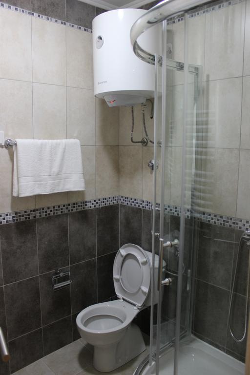 Radovic Apartments Budva Phòng bức ảnh